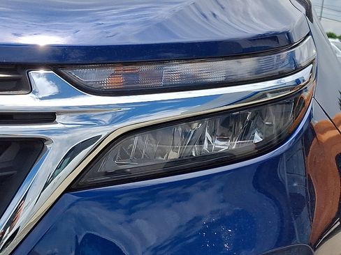 Certified 2022 Chevrolet Equinox LS w/ LS Convenience Package AWD/4WD image 10