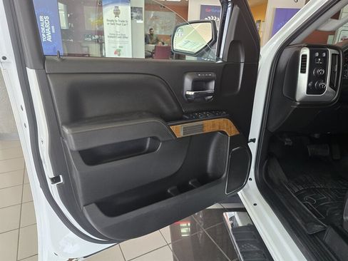 Used 2014 GMC Sierra 1500 SLT w/ Suspension Package, Off-Road AWD/4WD image 7