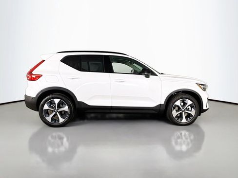 New 2026 Volvo XC40 B5 Plus w/ Protection Package Premier AWD/4WD image 8