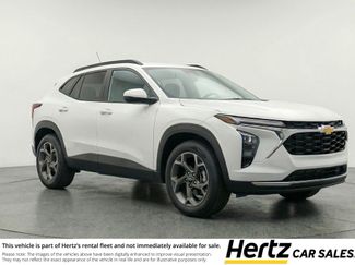 Used 2025 Chevrolet Trax LT video 1