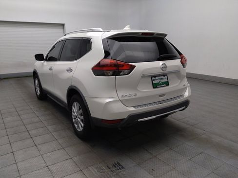 Used 2018 Nissan Rogue SV FWD image 5