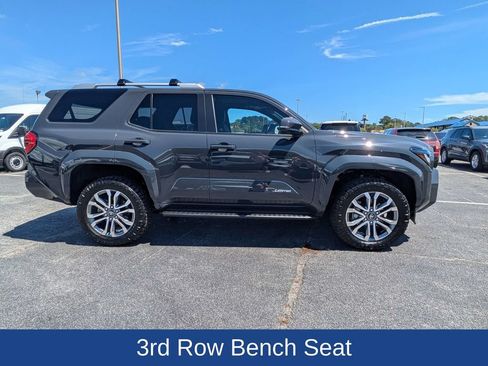 Used 2025 Toyota 4Runner Limited AWD/4WD image 3