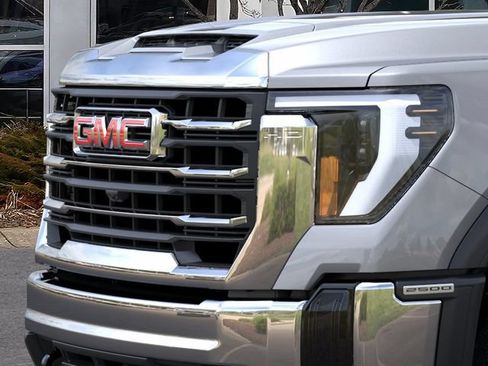 New 2026 GMC Sierra 2500 SLT w/ SLT Convenience Package AWD/4WD image 13