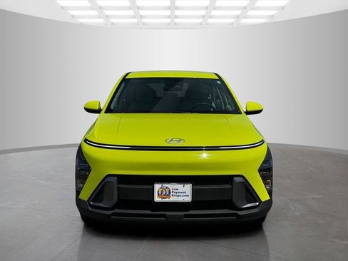 Used 2024 Hyundai Kona SE FWD image 2