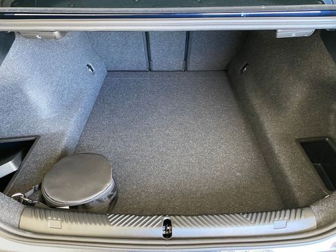 New 2026 BMW 530i xDrive w/ M Sport Package image 31