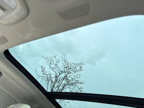 Used 2024 Volvo XC60 B5 Plus w/ Protection Package Premier image 16