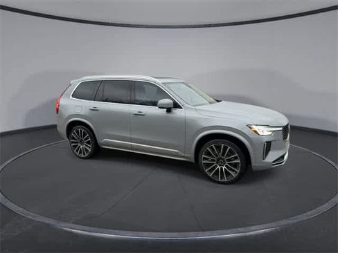 Used 2025 Volvo XC90 B6 Plus w/ Protection Package Premier image 2
