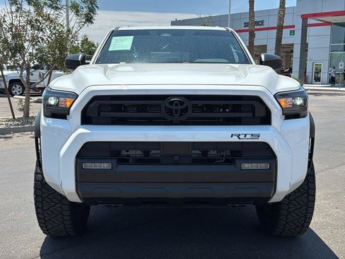 Used 2025 Toyota 4Runner SR5 AWD/4WD image 2