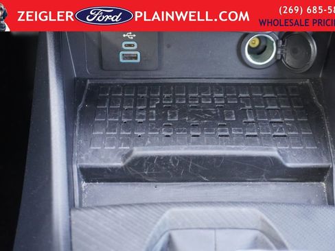 Used 2024 Ford Mustang Premium image 16
