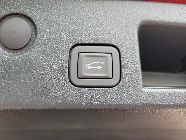 Used 2025 GMC Terrain Elevation w/ Elevation Premium Package AWD/4WD image 29