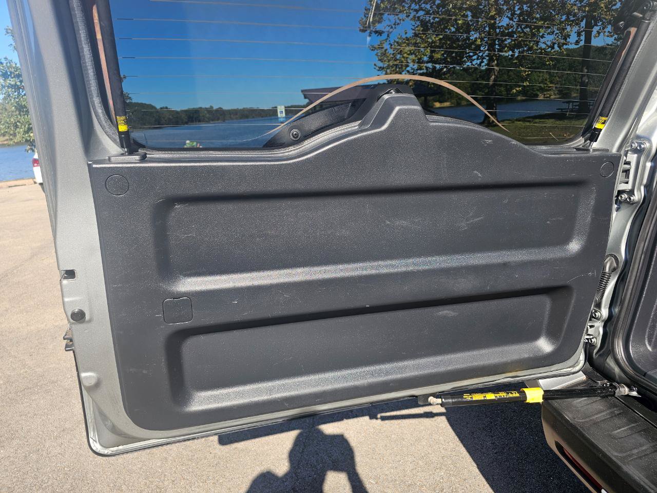 Used 2011 Toyota FJ Cruiser 4WD w/ Convenience Pkg image 19