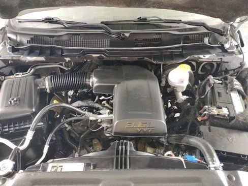 Used 2022 RAM 1500 Tradesman w/ Chrome Appearance Group image 17