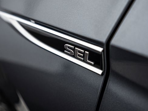 Used 2019 Volkswagen Jetta SEL Premium image 19