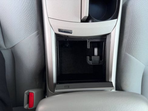 Used 2006 Toyota Avalon XL FWD image 15
