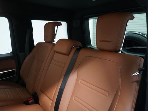 Used 2024 Mercedes-Benz G 550 image 13
