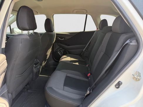 Used 2020 Subaru Outback Premium image 11