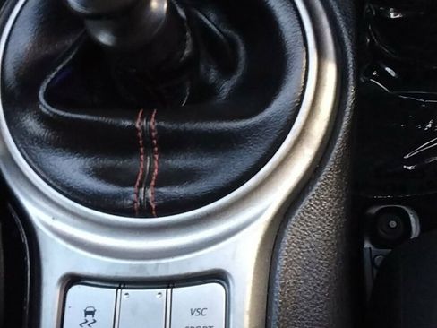 Used 2015 Scion FR-S 2dr Coupe Manual image 16