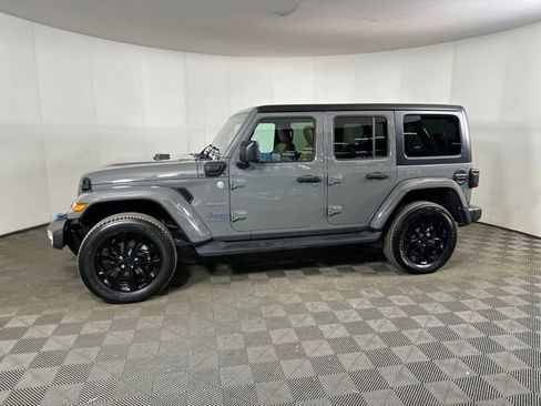 Used 2023 Jeep Wrangler Unlimited Sahara image 6