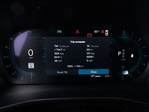 Certified 2025 Volvo XC40 B5 Core w/ Protection Package Premier image 14