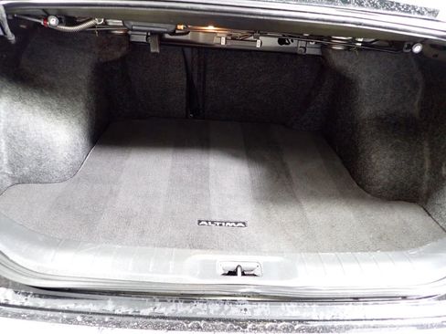 Used 2019 Nissan Altima 2.5 SV image 16