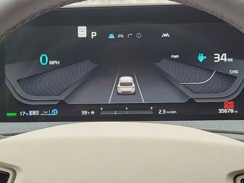 Used 2022 Kia EV6 Wind image 24