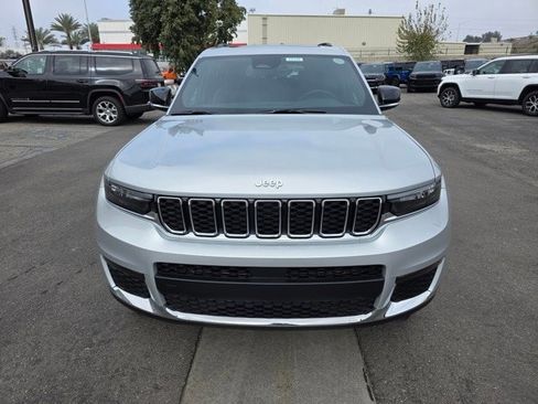 New 2025 Jeep Grand Cherokee L Limited w/ Trailer Tow Package image 2