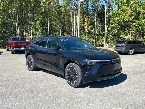 New 2026 Chevrolet Blazer EV RS image 4