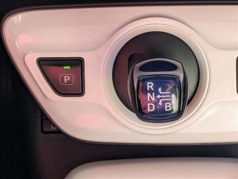 Used 2017 Toyota Prius Four Touring image 12