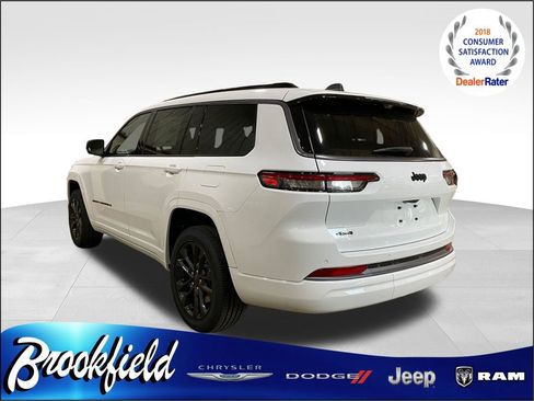 New 2026 Jeep Grand Cherokee L Limited AWD/4WD image 6
