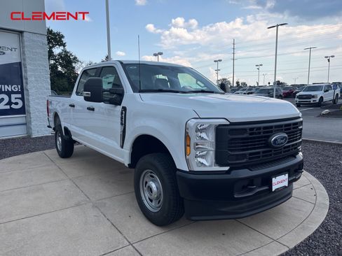 New 2025 Ford F250 XL image 3