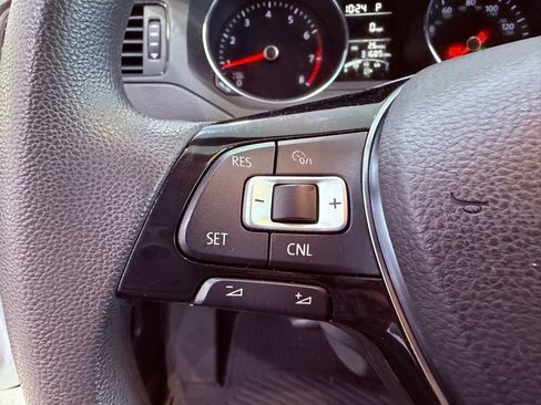 Used 2016 Volkswagen Jetta S image 18