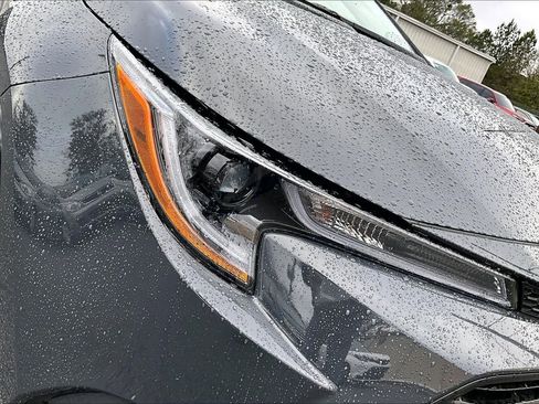 Certified 2025 Toyota Corolla LE image 25