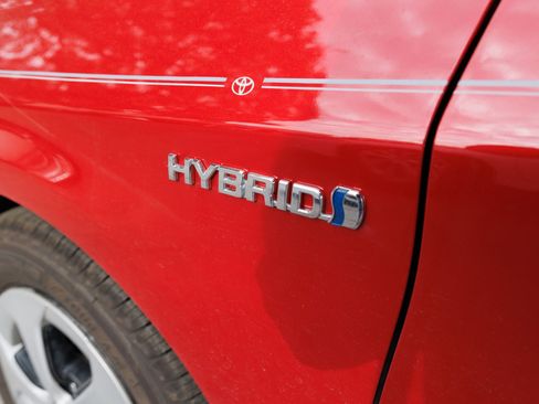 Used 2012 Toyota Prius Four image 13