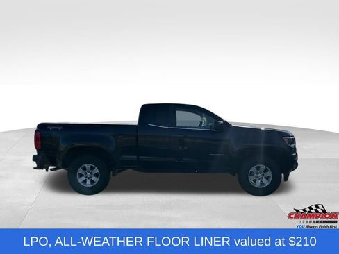 Used 2020 Chevrolet Colorado W/T w/ WT Convenience Package image 9