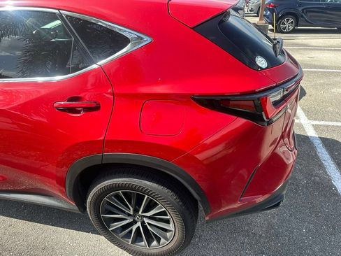Used 2025 Lexus NX 250 FWD w/ Accessory Package (Z2) image 6