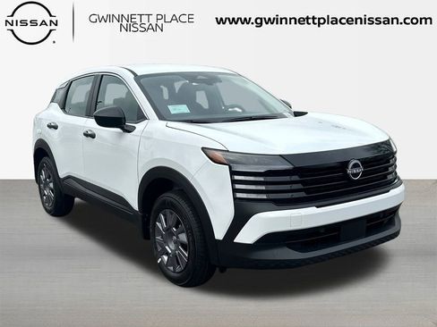 New 2026 Nissan Kicks S image 1