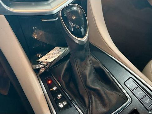 Used 2016 Cadillac SRX Luxury w/ Driver Awareness Package image 17