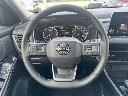 New 2026 Nissan Rogue SV image 17