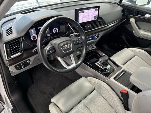 Used 2021 Audi Q5 Prestige AWD/4WD image 9