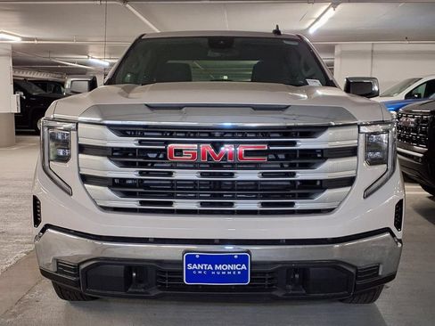 New 2026 GMC Sierra 1500 SLE AWD/4WD image 2