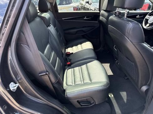 Used 2018 Kia Sorento EX w/ EX Advanced Touring Package AWD/4WD image 11