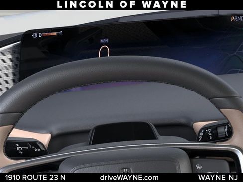 New 2025 Lincoln Navigator L Black Label AWD/4WD image 14