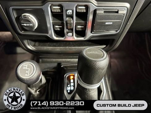 Used 2020 Jeep Gladiator Sport w/ Quick Order Package 24S AWD/4WD image 23