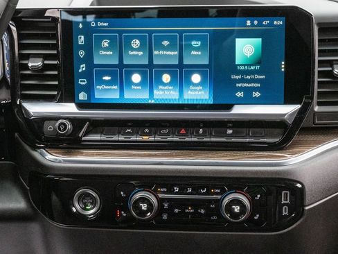 Used 2024 Chevrolet Silverado 1500 LT image 18