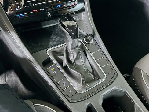 Used 2025 Volkswagen Jetta Sport FWD image 25