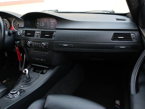 Used 2013 BMW M3 Coupe image 24
