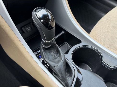 Used 2013 Hyundai Sonata GLS w/ Popular Equipment Pkg FWD image 5