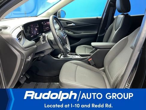 Used 2025 Buick Encore GX Preferred image 11