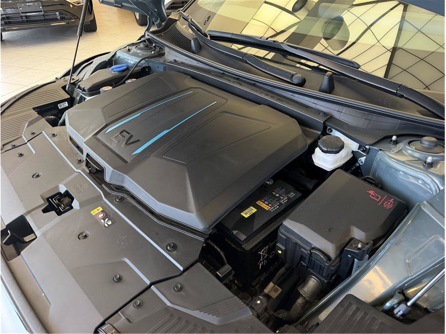 Used 2024 Hyundai Ioniq 5 SEL RWD image 28