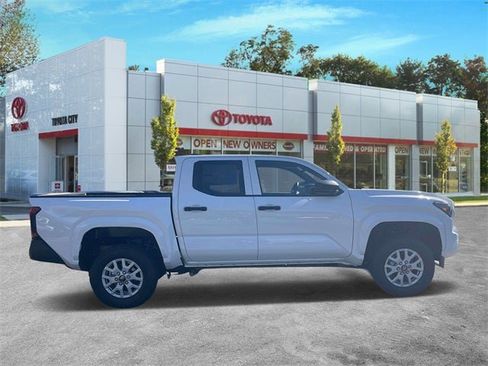 New 2025 Toyota Tacoma SR w/ SR Upgrade Package image 4